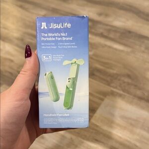 NWT Jisulife Green Handheld Fan